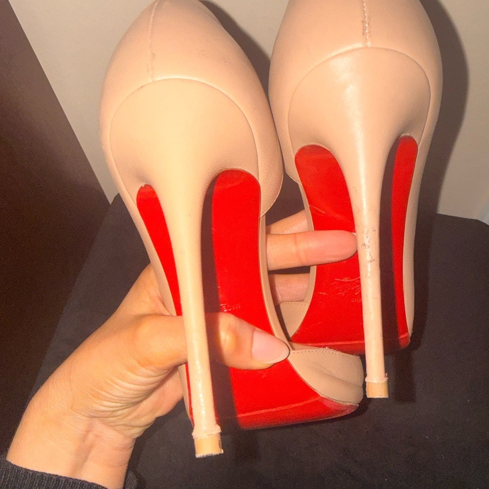 Christian Louboutin Iriza Nude Matte 100 mm heels sz 40 - Picture 6 of 12